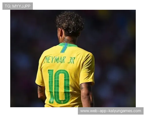 内马尔禁区外挑射差之毫厘:从微观训练到宏观成就的精准之路